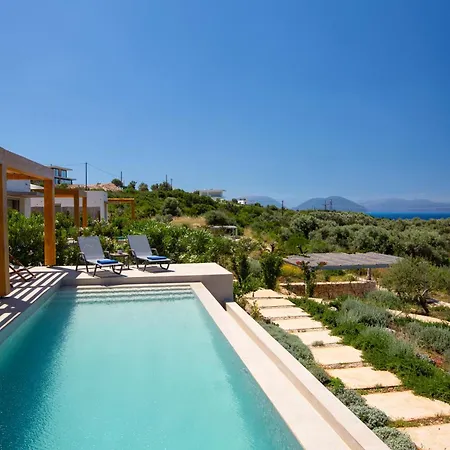 Elyane ヴィラ ヴァシリキ